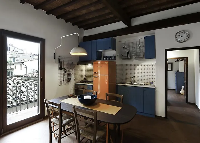 Authentic Flat In The Center