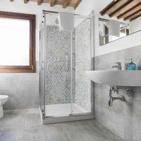 Authentic Flat In The Center Florencja